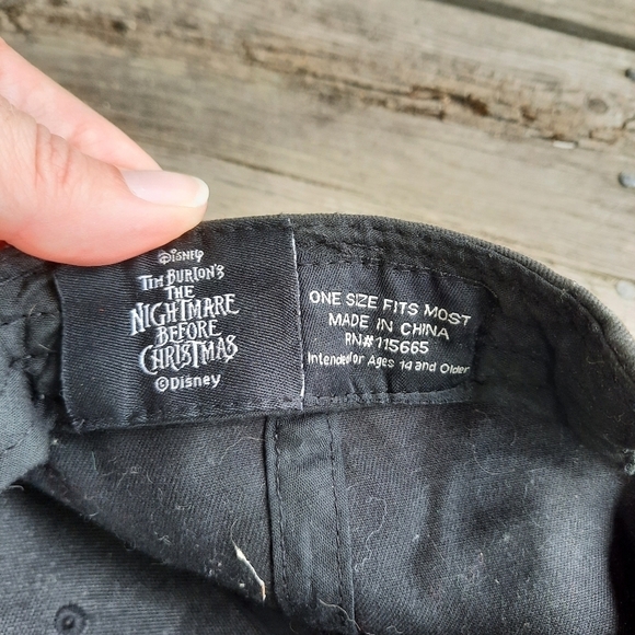 Disney The Nightmare Before Christmas faded black snapback trucker hat - Picture 8 of 10